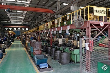 auto screw tapping production line